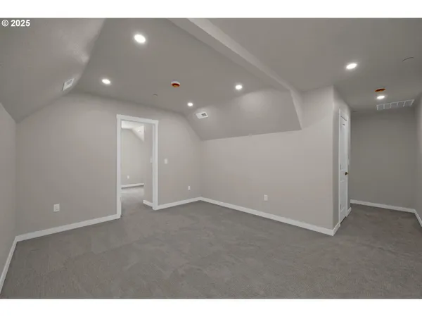 $599,000 | 2134 Willona Drive, Eugene, OR 97408