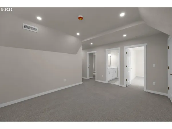 $599,000 | 2134 Willona Drive, Eugene, OR 97408