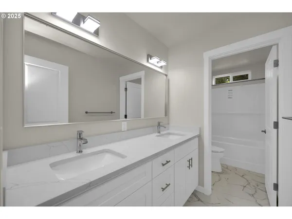 $599,000 | 2134 Willona Drive, Eugene, OR 97408