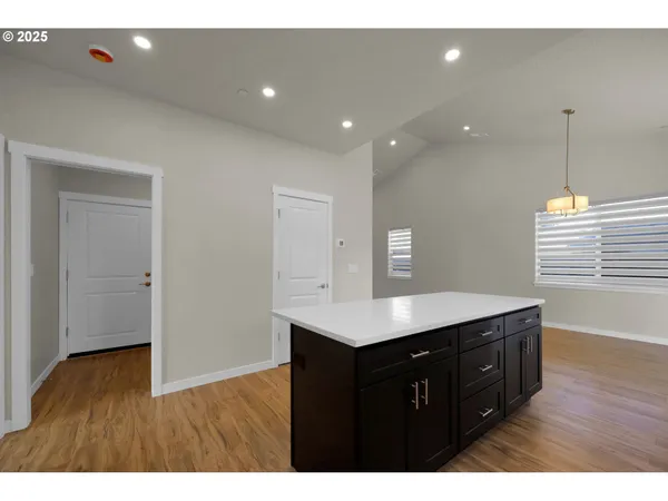 $599,000 | 2134 Willona Drive, Eugene, OR 97408