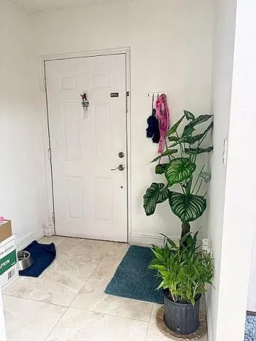 $275,000 | 2640 West 76th Street, Unit 205, Hialeah, FL 33016