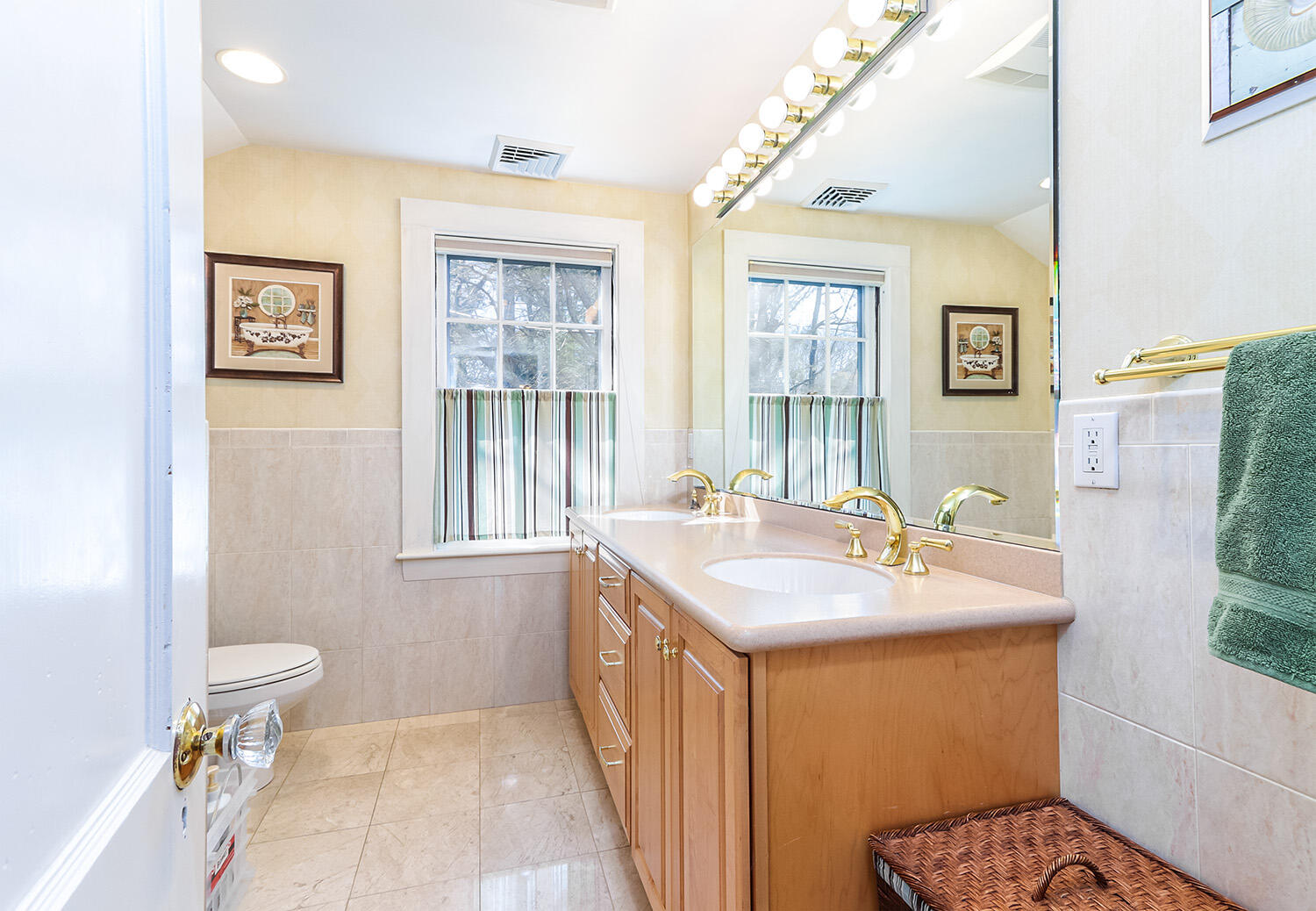 200 Parker Road Osterville, MA 02655 - Photo 18 of 37 IMG_0665s