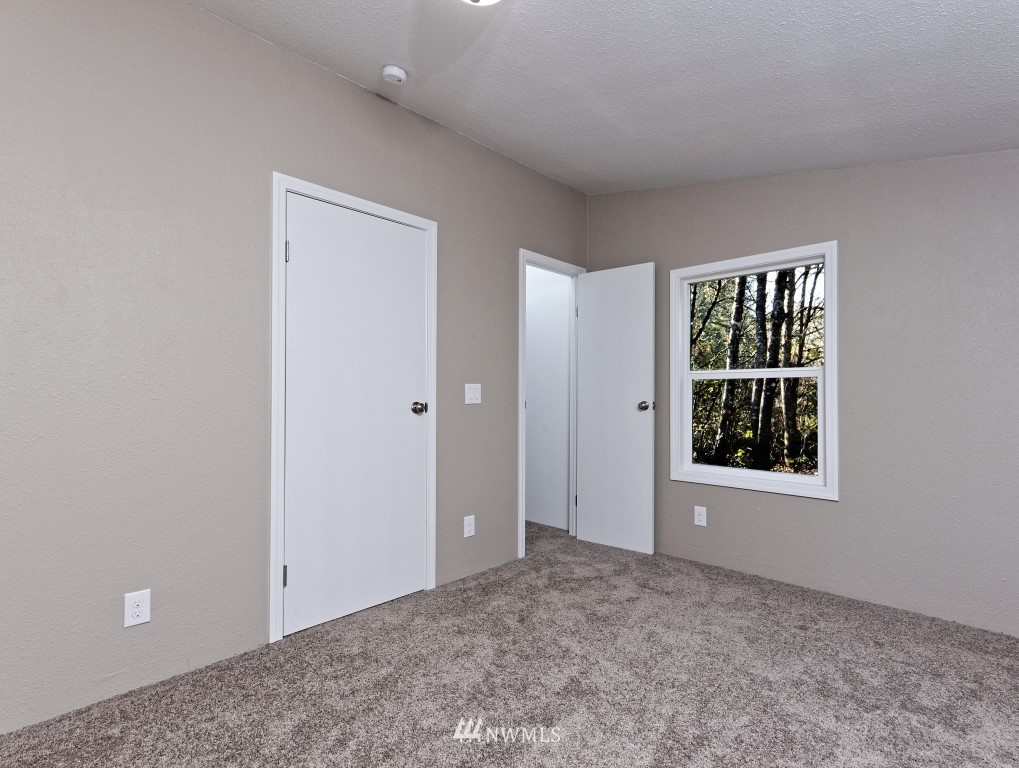574 Southwest Wycoff Road Port Orchard, WA 98367 - Photo 13 of 25 Gallery Image 13