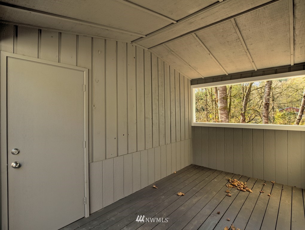 574 Southwest Wycoff Road Port Orchard, WA 98367 - Photo 17 of 25 Gallery Image 17