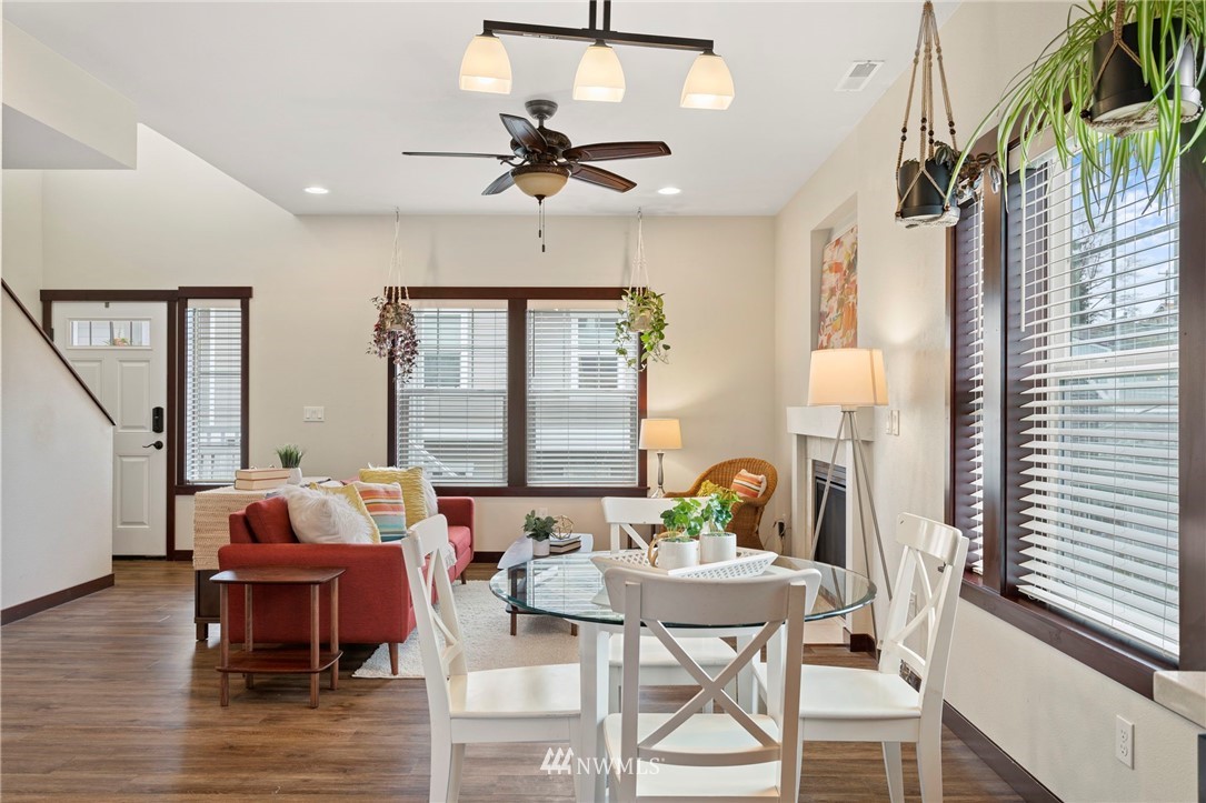 3317 Rucker Avenue, Unit C Everett, WA 98201 - Photo 5 of 28