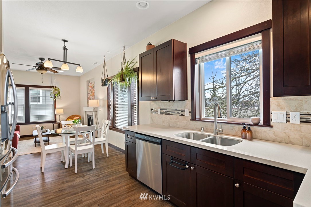 3317 Rucker Avenue, Unit C Everett, WA 98201 - Photo 9 of 28