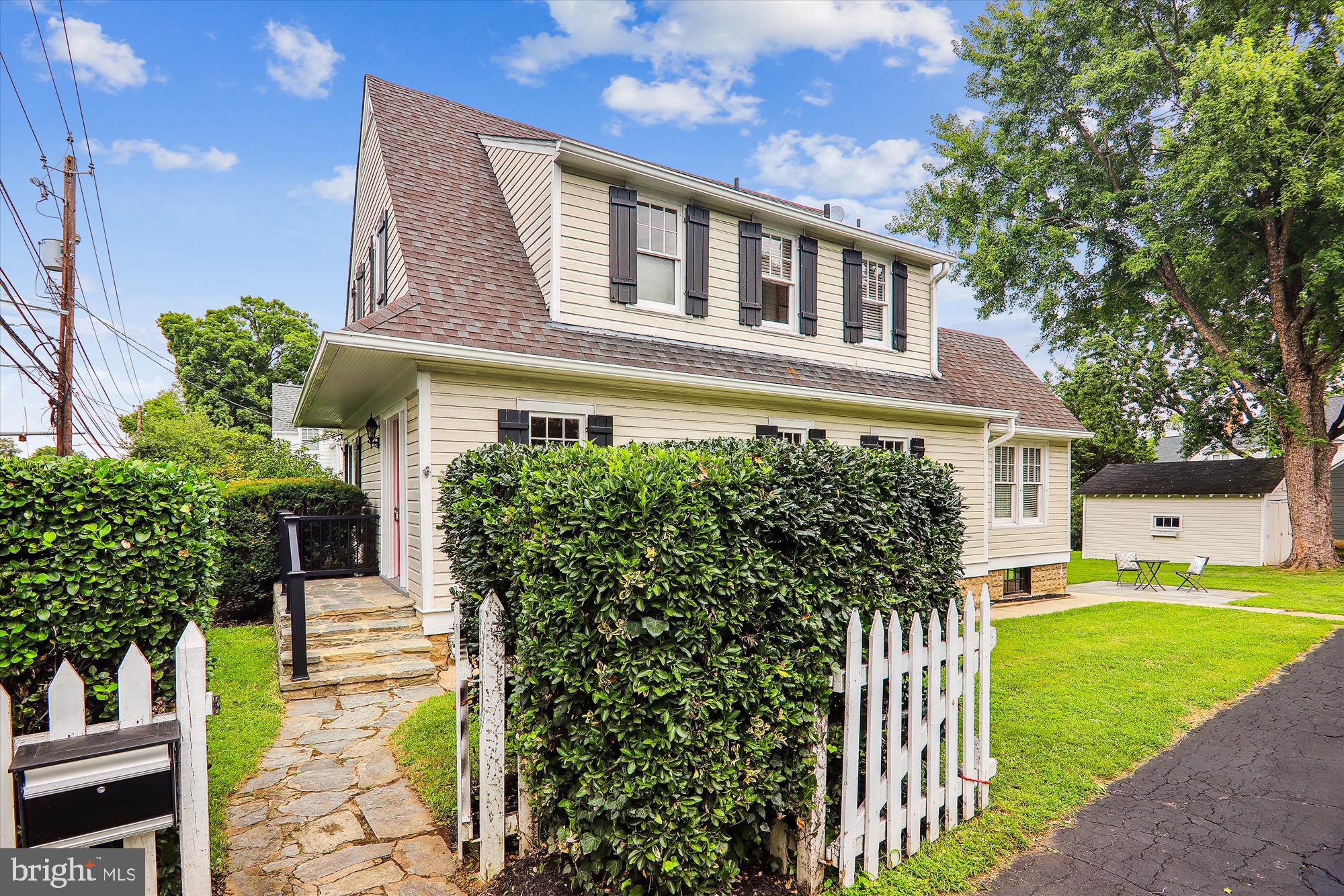 9515 Old Georgetown Road Bethesda, MD 20814 - Photo 1 of 48 Walk