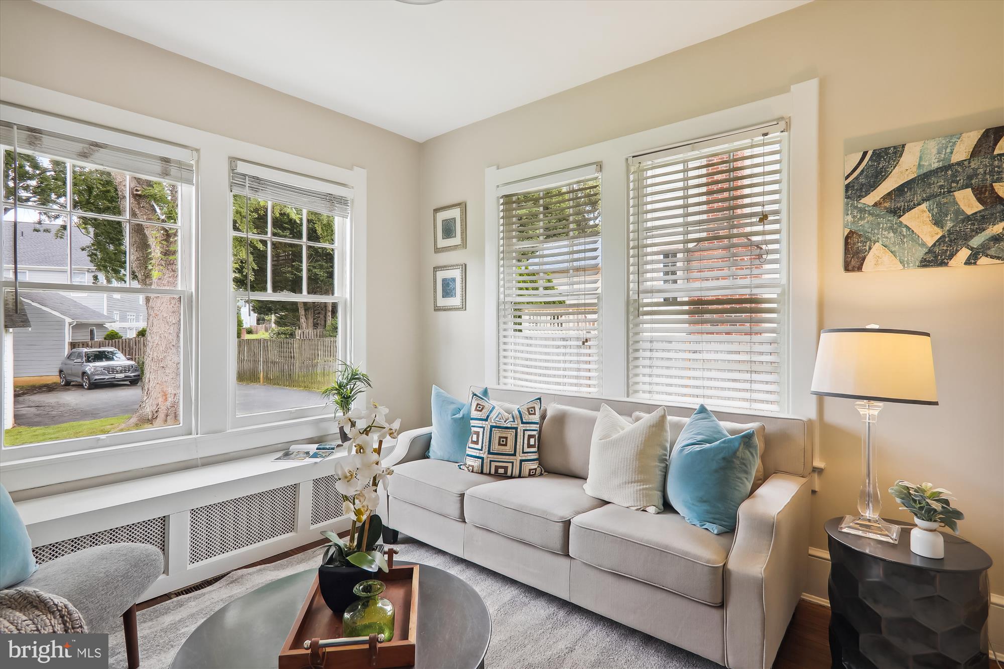 9515 Old Georgetown Road Bethesda, MD 20814 - Photo 15 of 48 Family Room