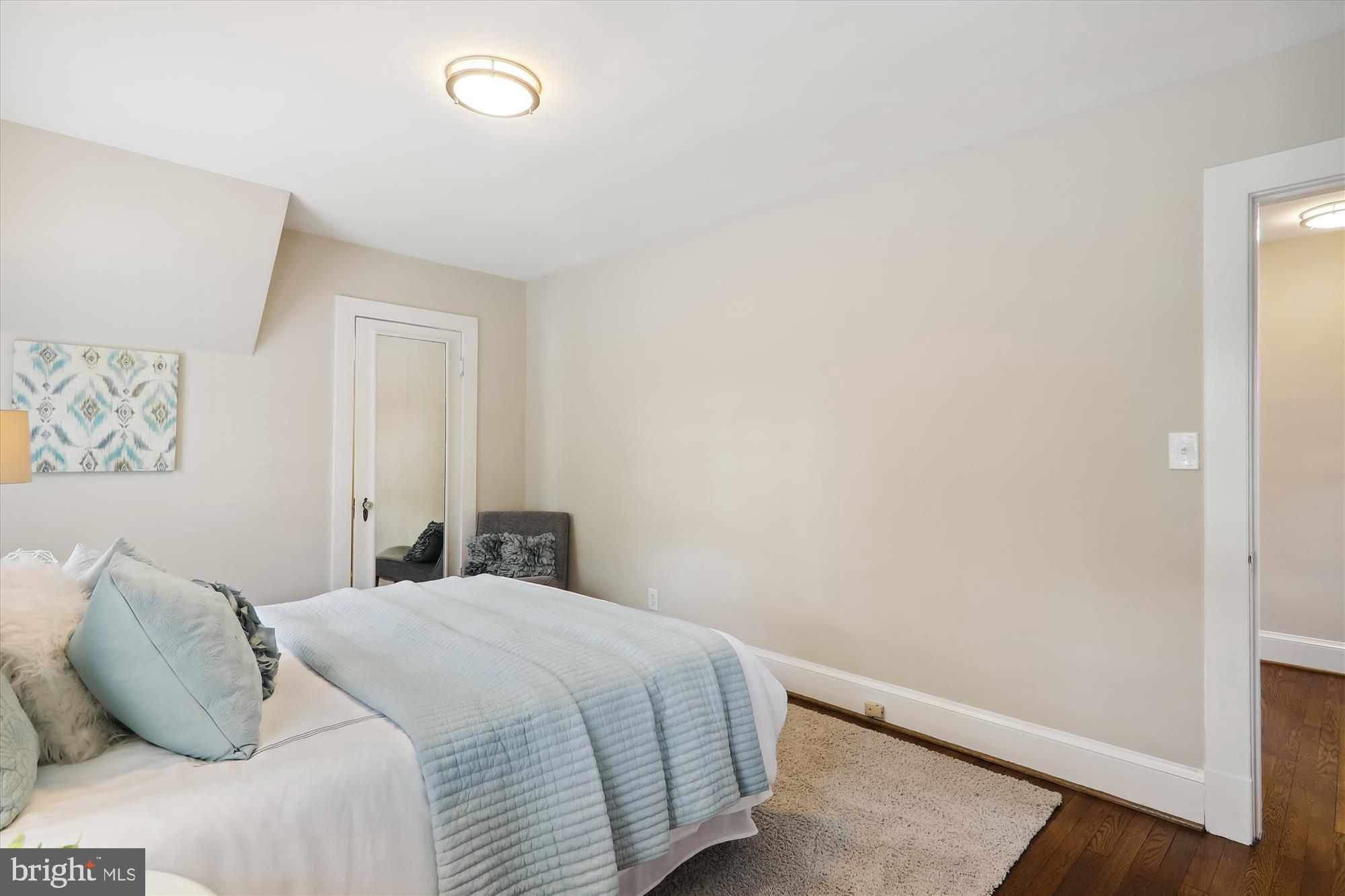 9515 Old Georgetown Road Bethesda, MD 20814 - Photo 21 of 48 Primary Bedroom