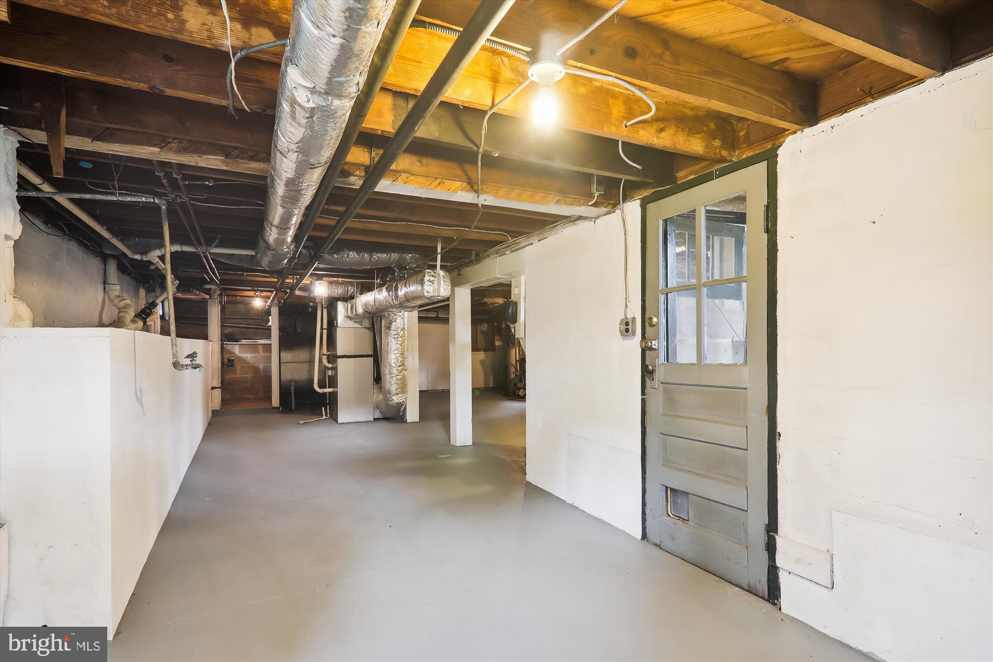 9515 Old Georgetown Road Bethesda, MD 20814 - Photo 35 of 48 Basement