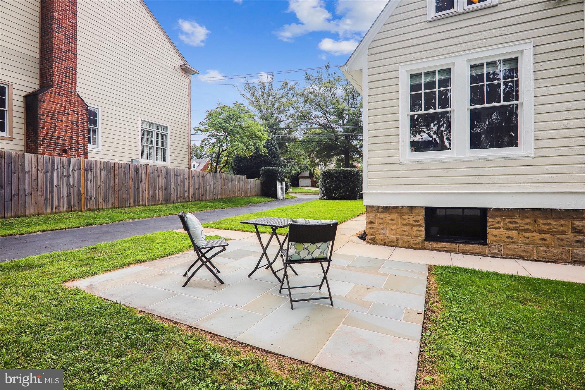 9515 Old Georgetown Road Bethesda, MD 20814 - Photo 38 of 48 Patio