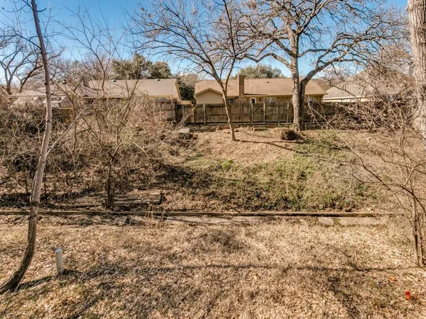 $389,000 | 1311 Oak Timber Drive, Euless, TX 76039