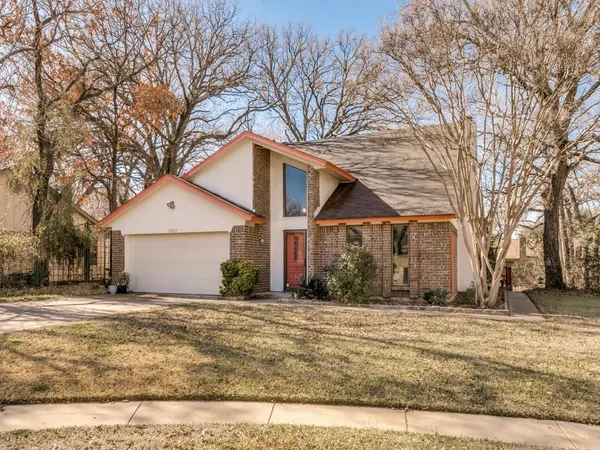 a front view of house with yard