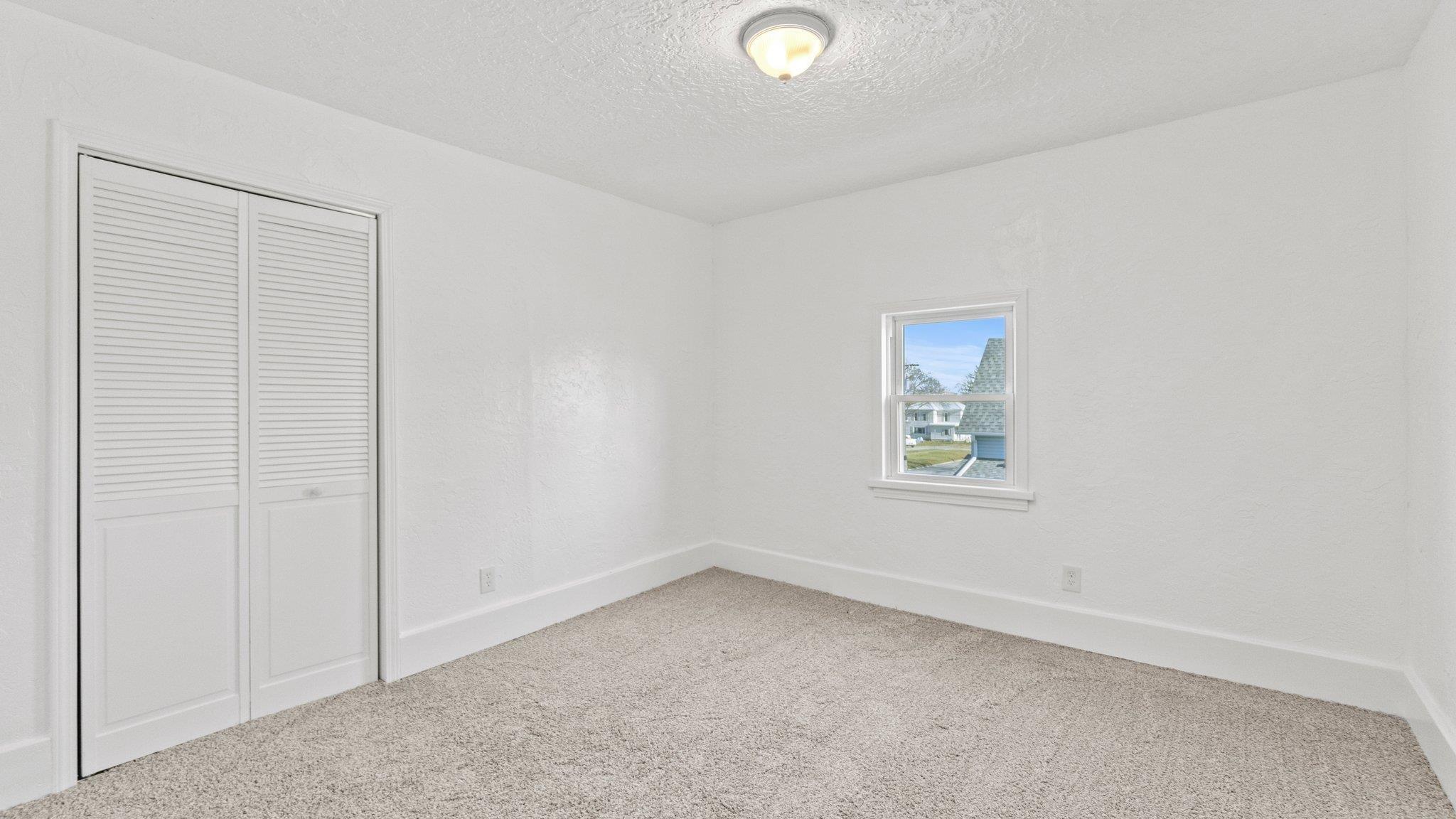214 Walnut Street Butler, IN 46721 - Photo 28 of 35