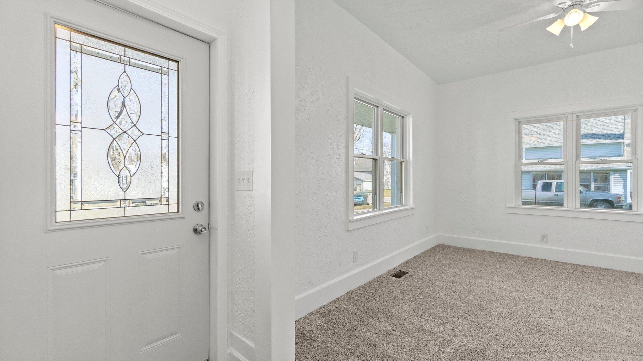 214 Walnut Street Butler, IN 46721 - Photo 6 of 35
