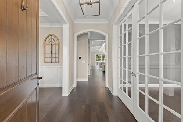$1,649,000 | 359 Hawthorne Boulevard, Glen Ellyn, IL 60137