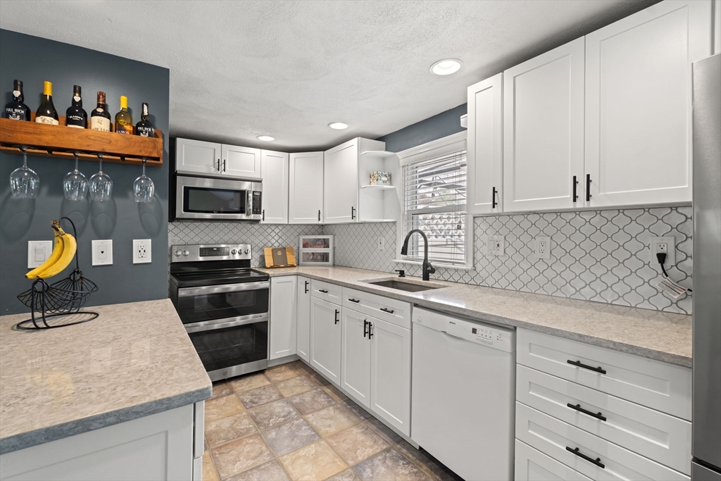 1 Anthony Road Peabody, MA 01960 - Photo 6 of 29 Gallery Image 6