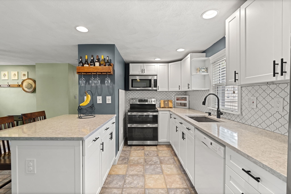 1 Anthony Road Peabody, MA 01960 - Photo 7 of 29 Gallery Image 7