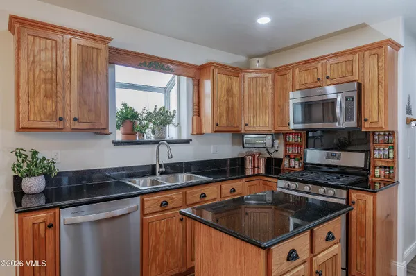 $1,025,000 | 30 Summer Meadow Street, Gypsum, CO 81637