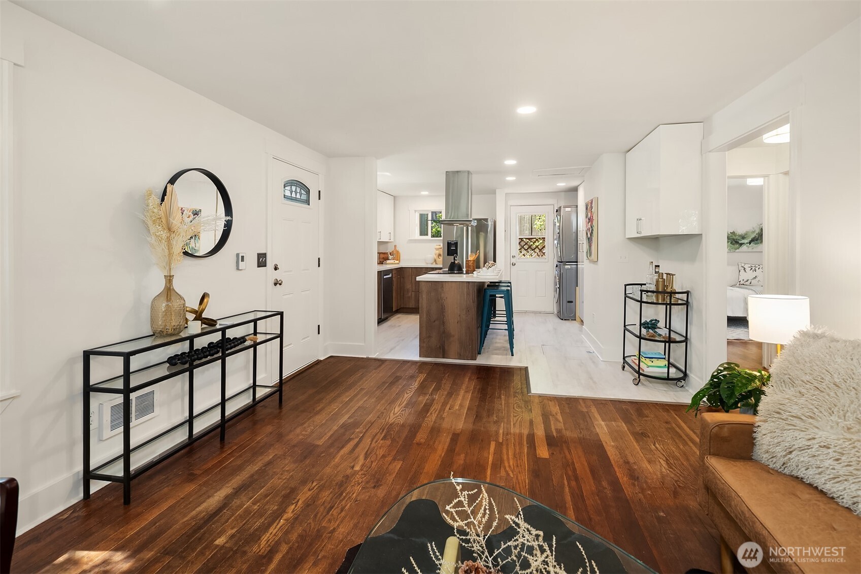 3202 Southwest Raymond Street Seattle, WA 98126 - Photo 8 of 22