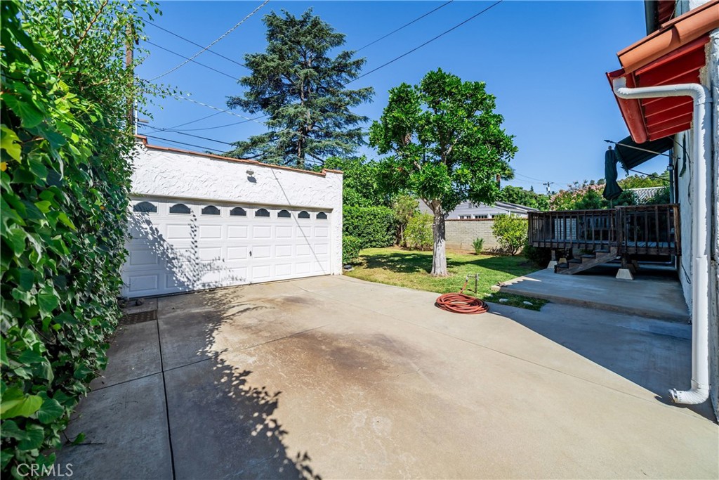 107 Annandale Road Pasadena, CA 91105 - Photo 41 of 52