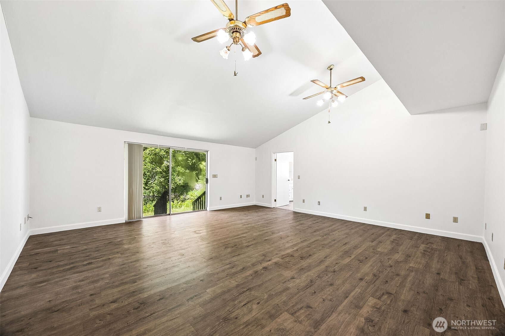 13710 Madrona Road Southwest Port Orchard, WA 98367 - Photo 15 of 40
