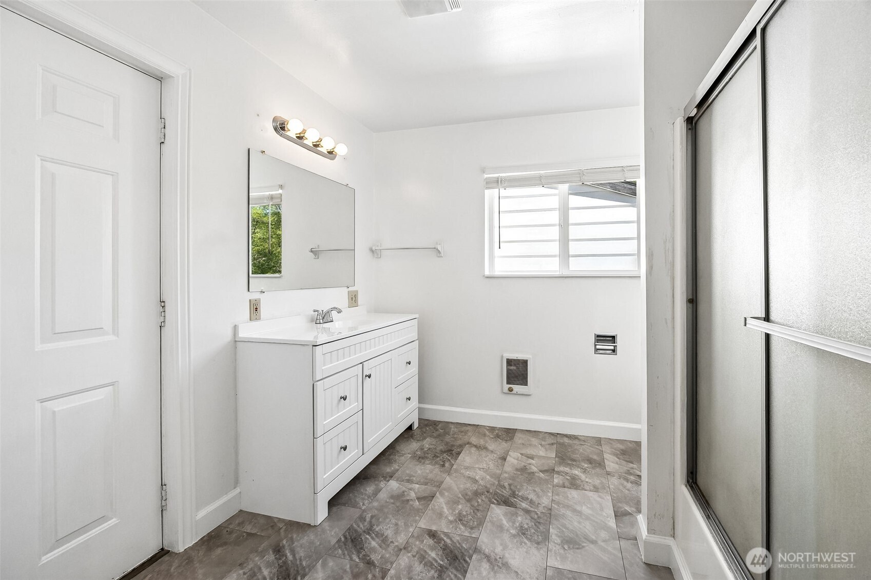 13710 Madrona Road Southwest Port Orchard, WA 98367 - Photo 18 of 40