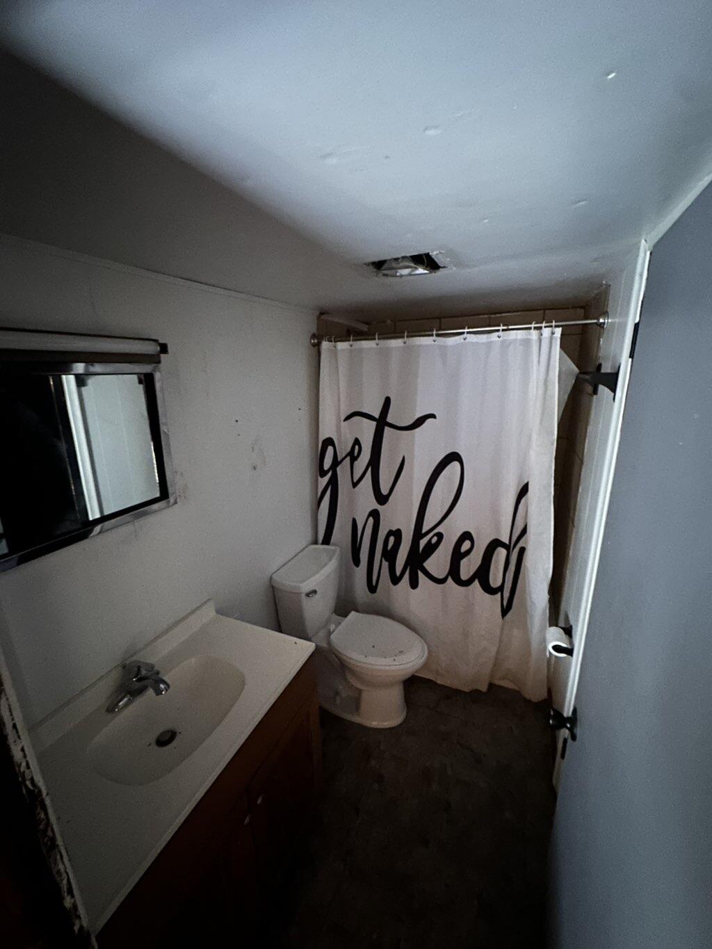 7600 Dixon Road Monroe, MI 48161 - Photo 4 of 11 03