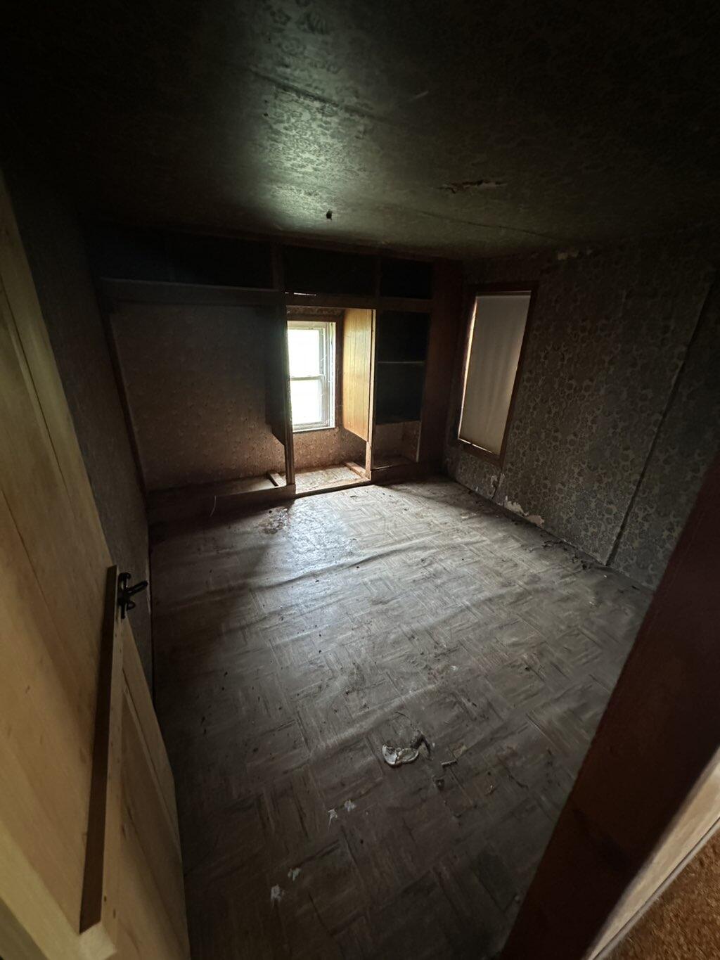 7600 Dixon Road Monroe, MI 48161 - Photo 6 of 11 05