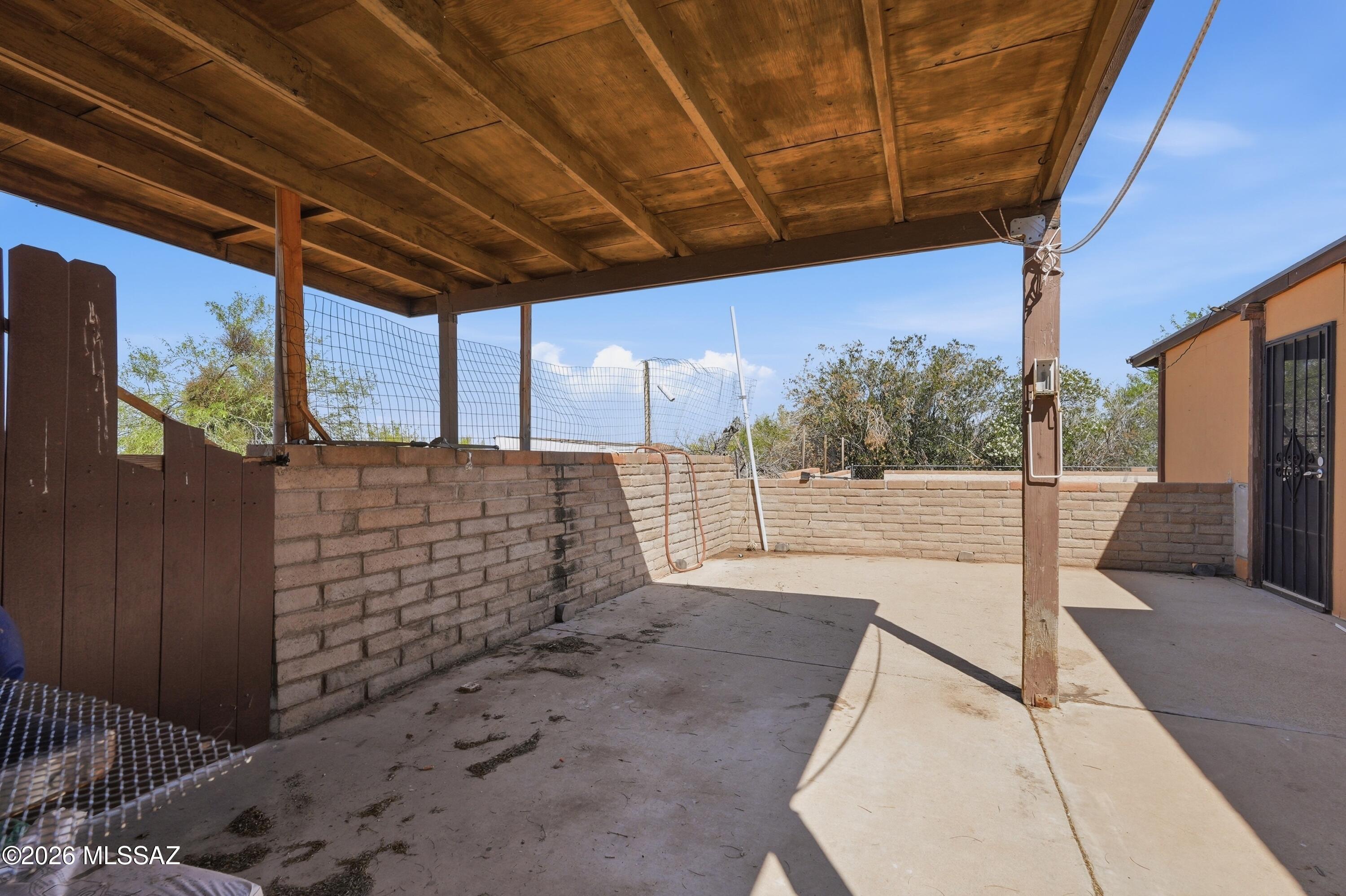 12010 West Hilltop Road Tucson, AZ 85736 - Photo 39 of 49