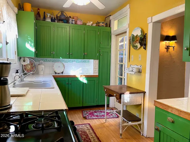 a view of walk in closet