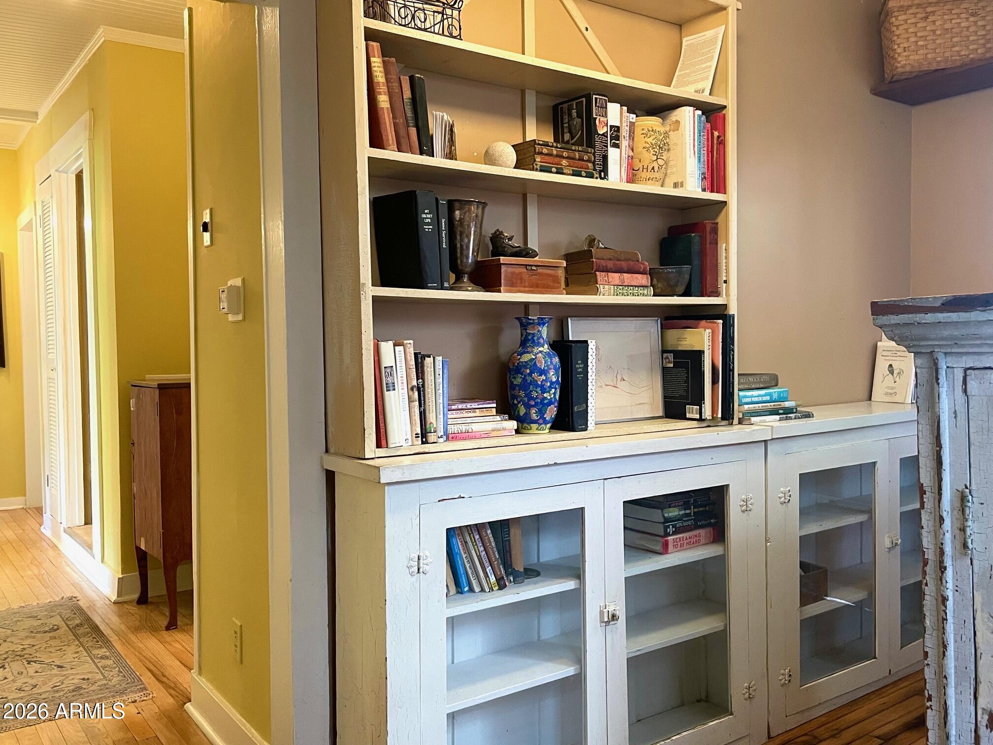 132 Opera Drive Bisbee, AZ 85603 - Photo 50 of 62 a kitchen with a sink and cabinets