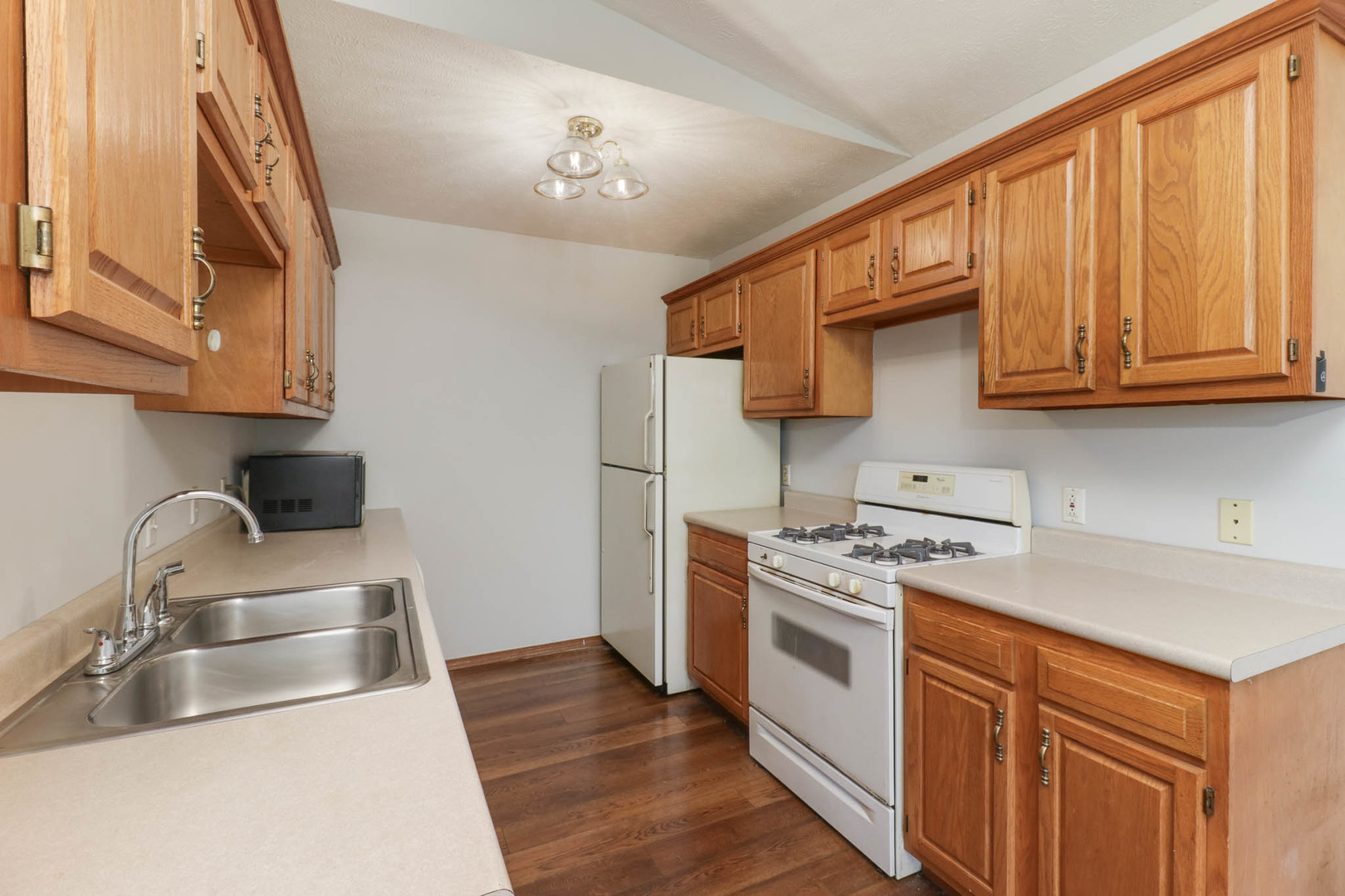 101 South State Street Danvers, IL 61732 - Photo 13 of 39