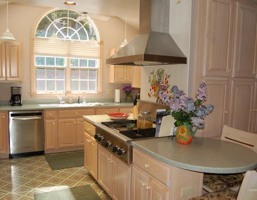 564 Harrogate Road Upper St. Clair, PA 15241 - Photo 2 of 17 Kitchen.