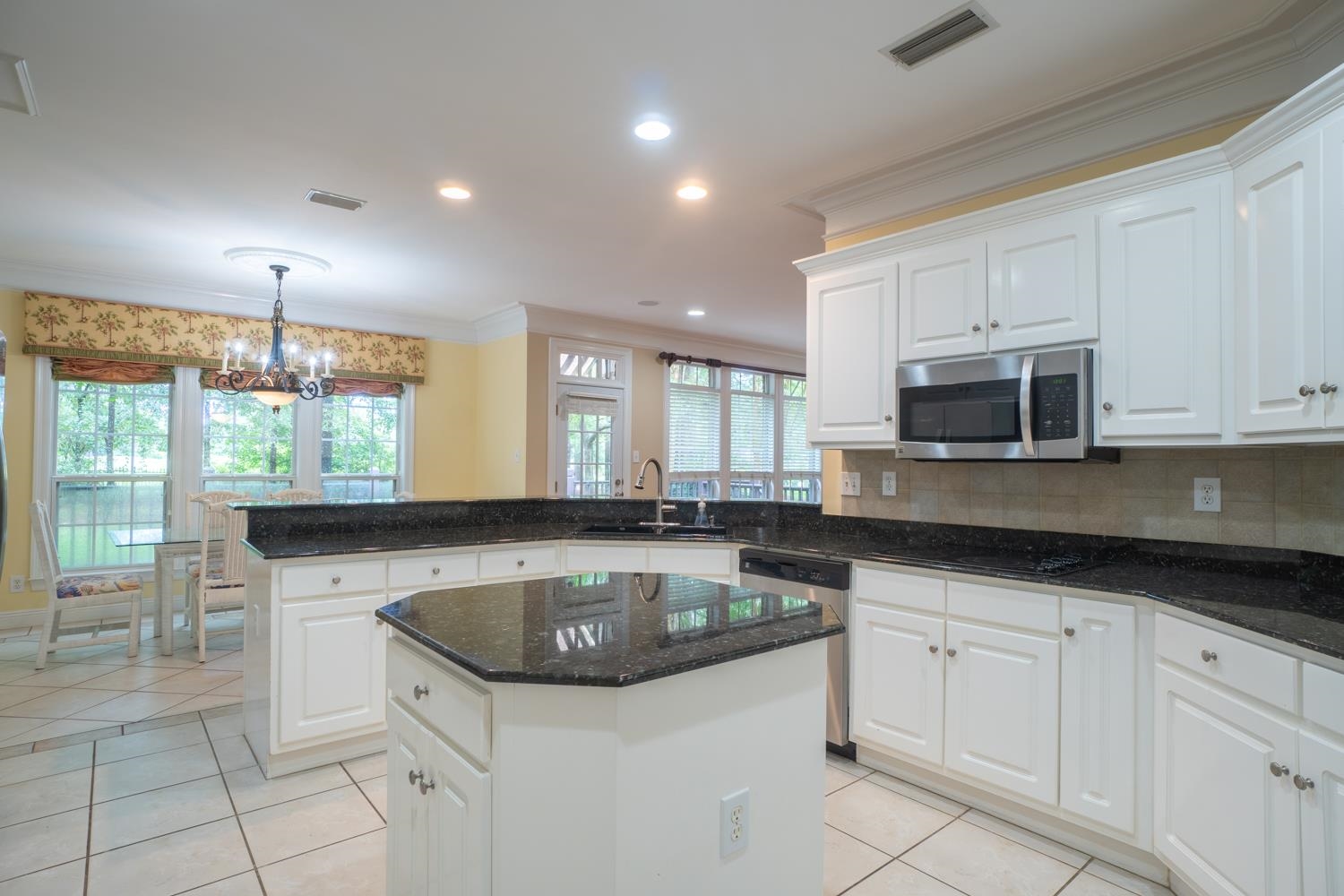 9073 Timbercreek Boulevard Daphne, AL 36527 - Photo 6 of 50