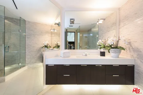 $6,500,000 | 9274 Sierra Mar Drive, Los Angeles, CA 90069