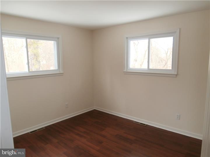 330 Jackson Road Atco, NJ 08004 - Photo 13 of 20 Gallery Image 13