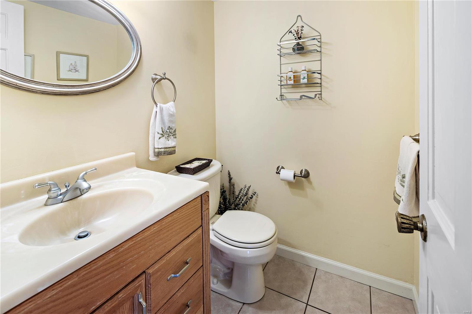 2204 Whitby Road Chesterfield, MO 63017 - Photo 12 of 31 Gallery Image 12