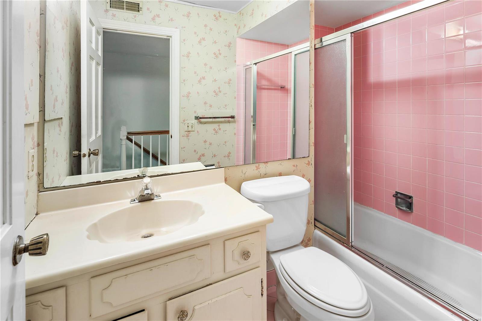 2204 Whitby Road Chesterfield, MO 63017 - Photo 20 of 31 Gallery Image 20