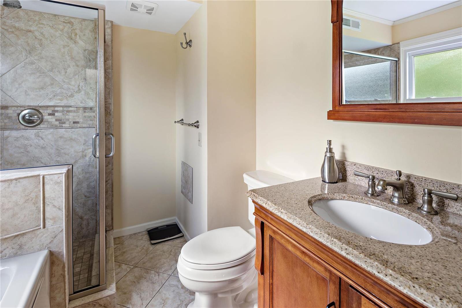 2204 Whitby Road Chesterfield, MO 63017 - Photo 22 of 31 Gallery Image 22