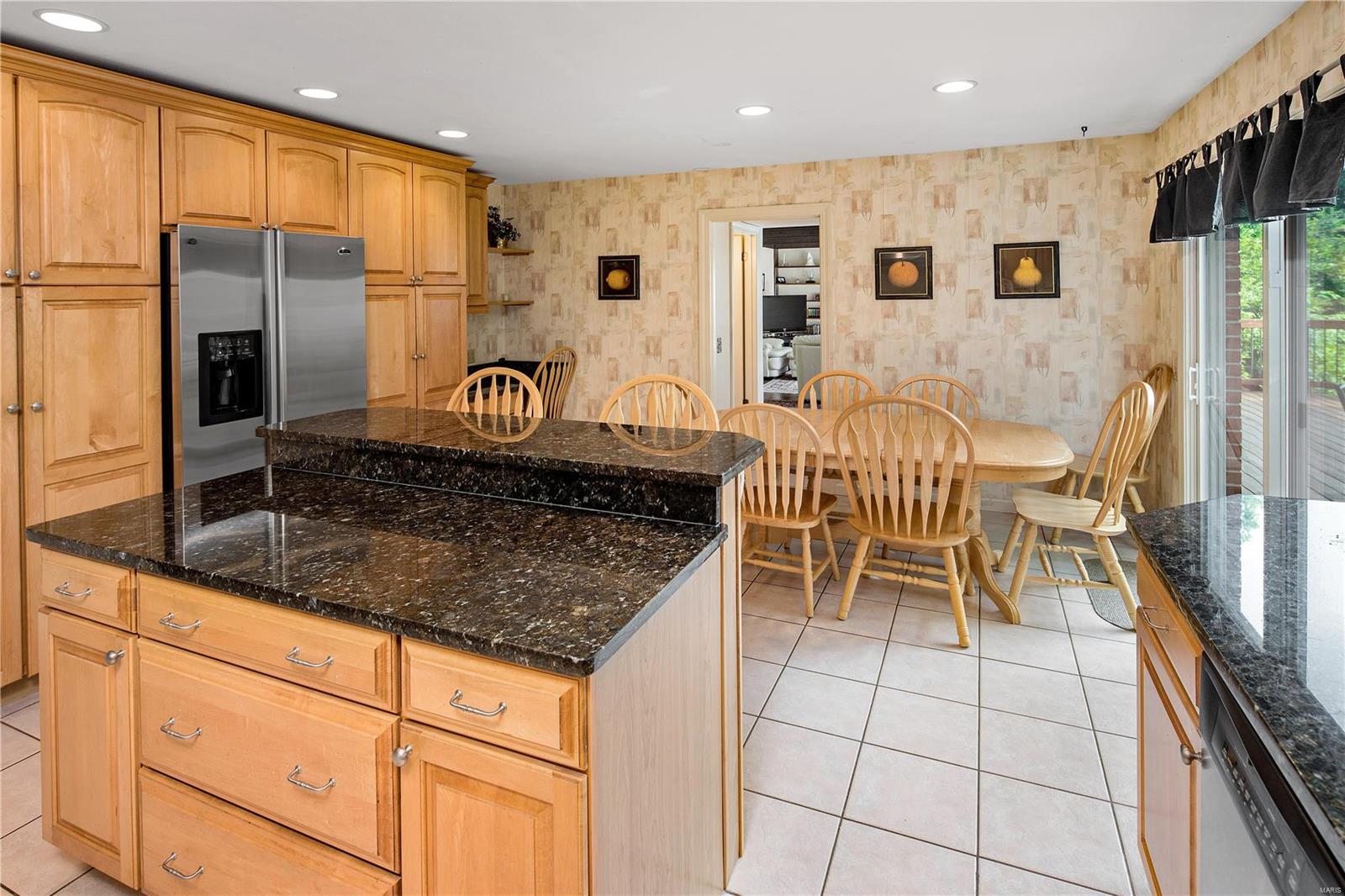 2204 Whitby Road Chesterfield, MO 63017 - Photo 8 of 31 Gallery Image 8