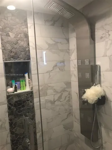 $2,000 | 8870 Fontainebleau Boulevard, Unit 401, Miami, FL 33172