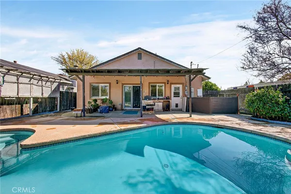 $420,000 | 1035 West Walnut Street, Willows, CA 95988