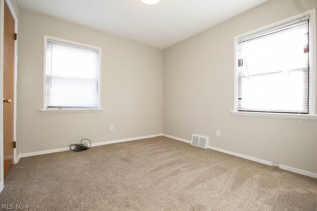 4580 East Berwald Road Cleveland, OH 44121 - Photo 15 of 34