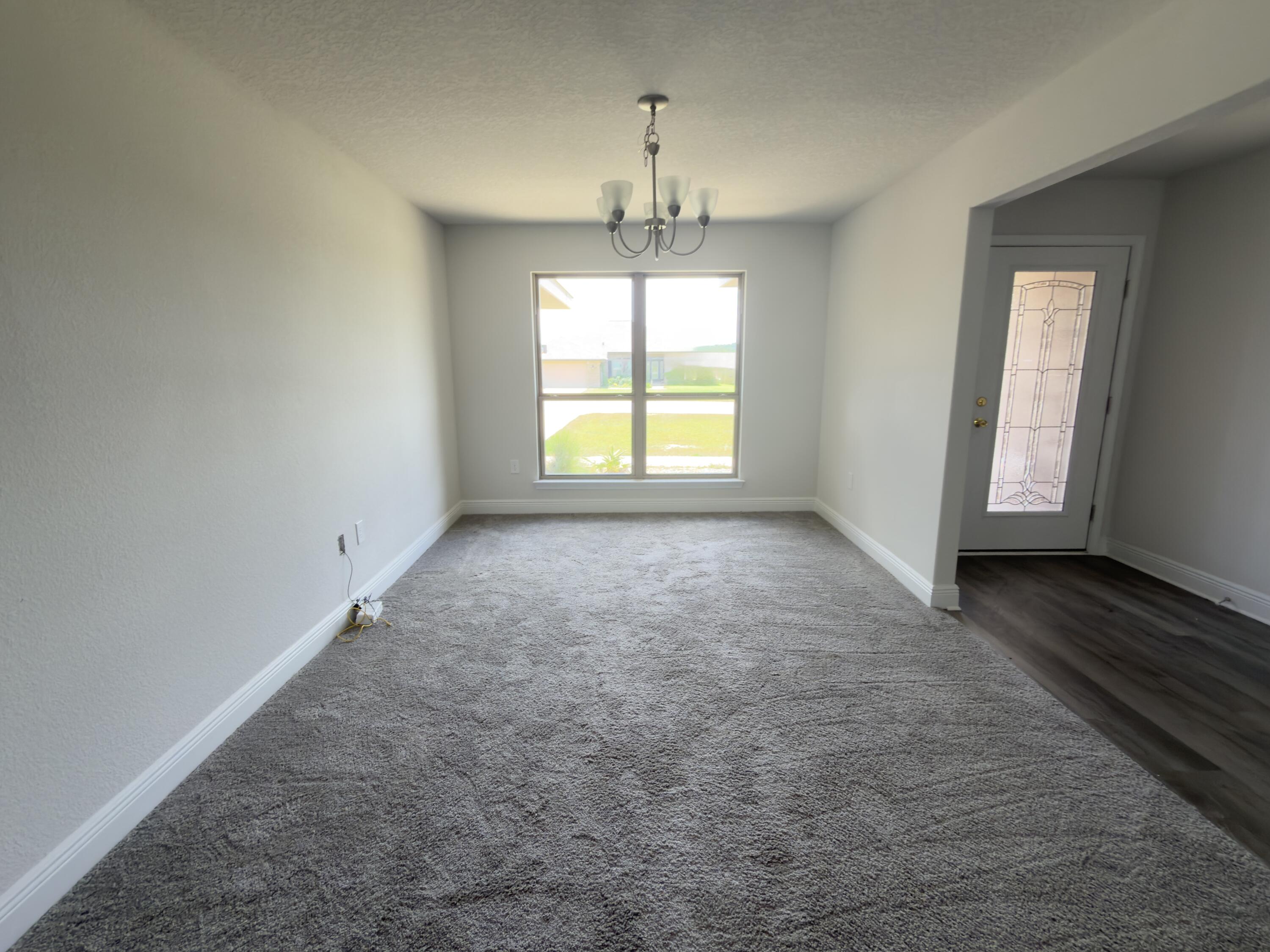 2112 Queen Street Crestview, FL 32536 - Photo 10 of 26 dining area