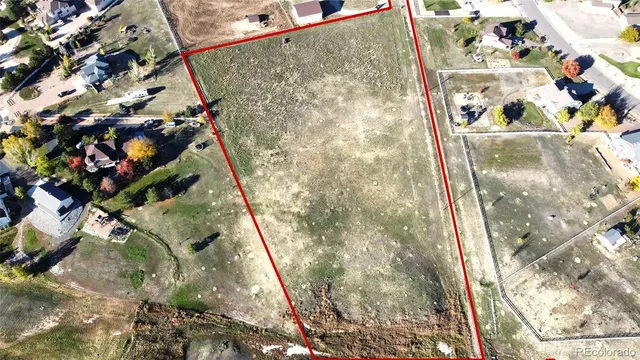 view of a small yard