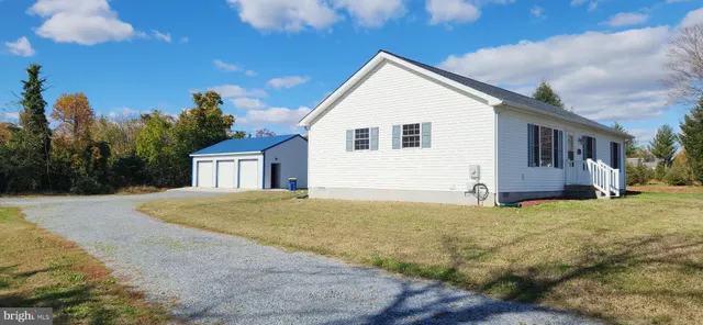 $377,900 | 1694 South State Street, Dover, DE 19901