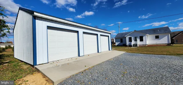 $377,900 | 1694 South State Street, Dover, DE 19901