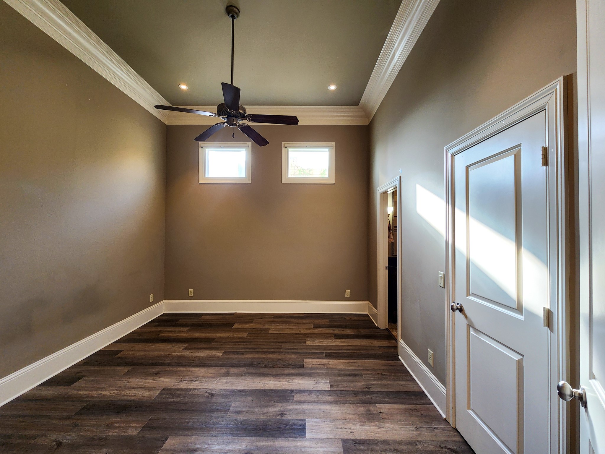 2510 Travis Street, Unit 105 Houston, TX 77006 - Photo 3 of 10