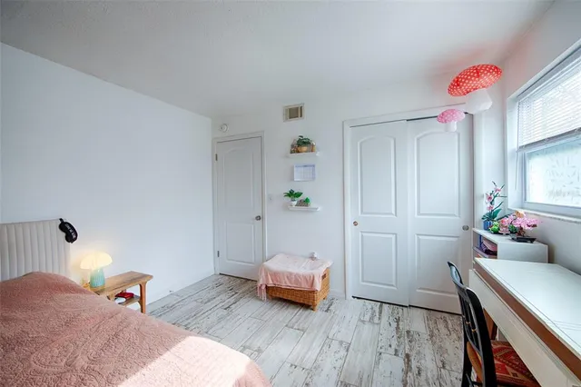 $175,000 | 1860 Massachusetts Avenue Northeast, Unit 224, St. Petersburg, FL 33703